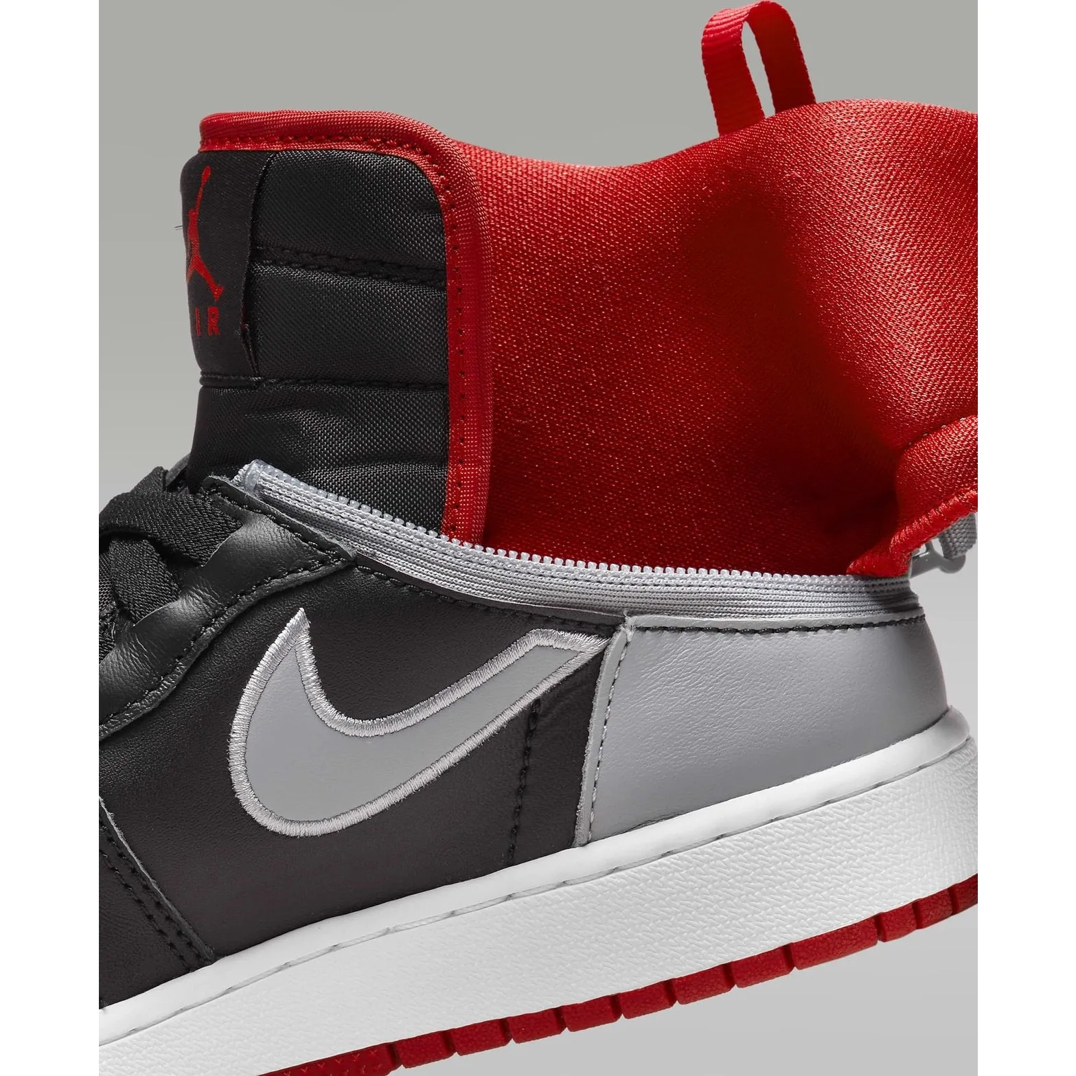 Air Jordan 1 Hi FlyEase