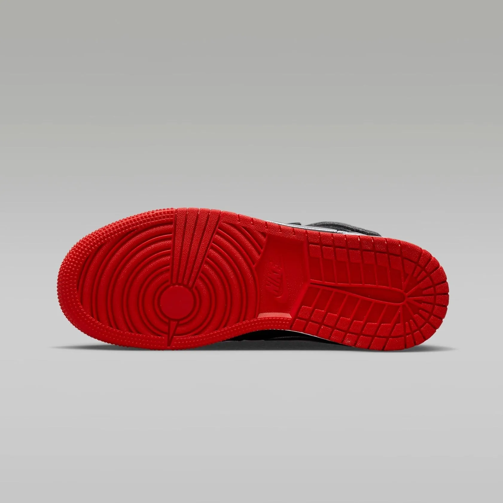Air Jordan 1 Hi FlyEase