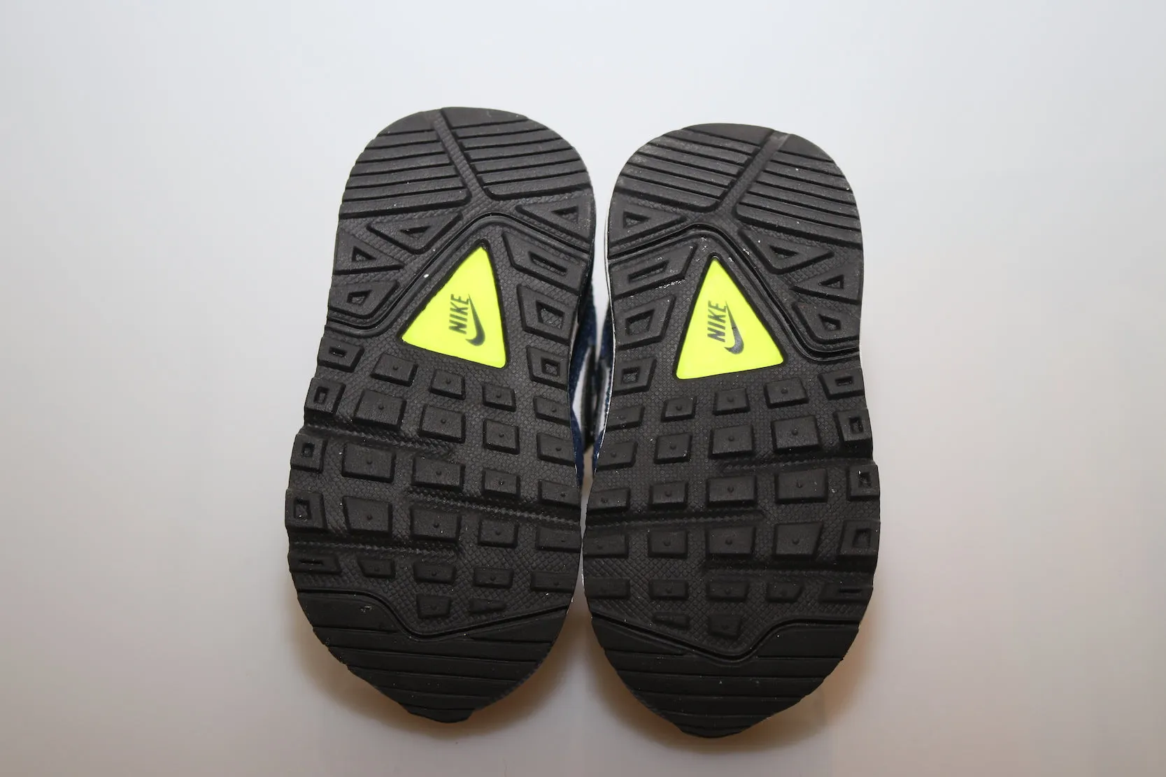Air Max Navigate