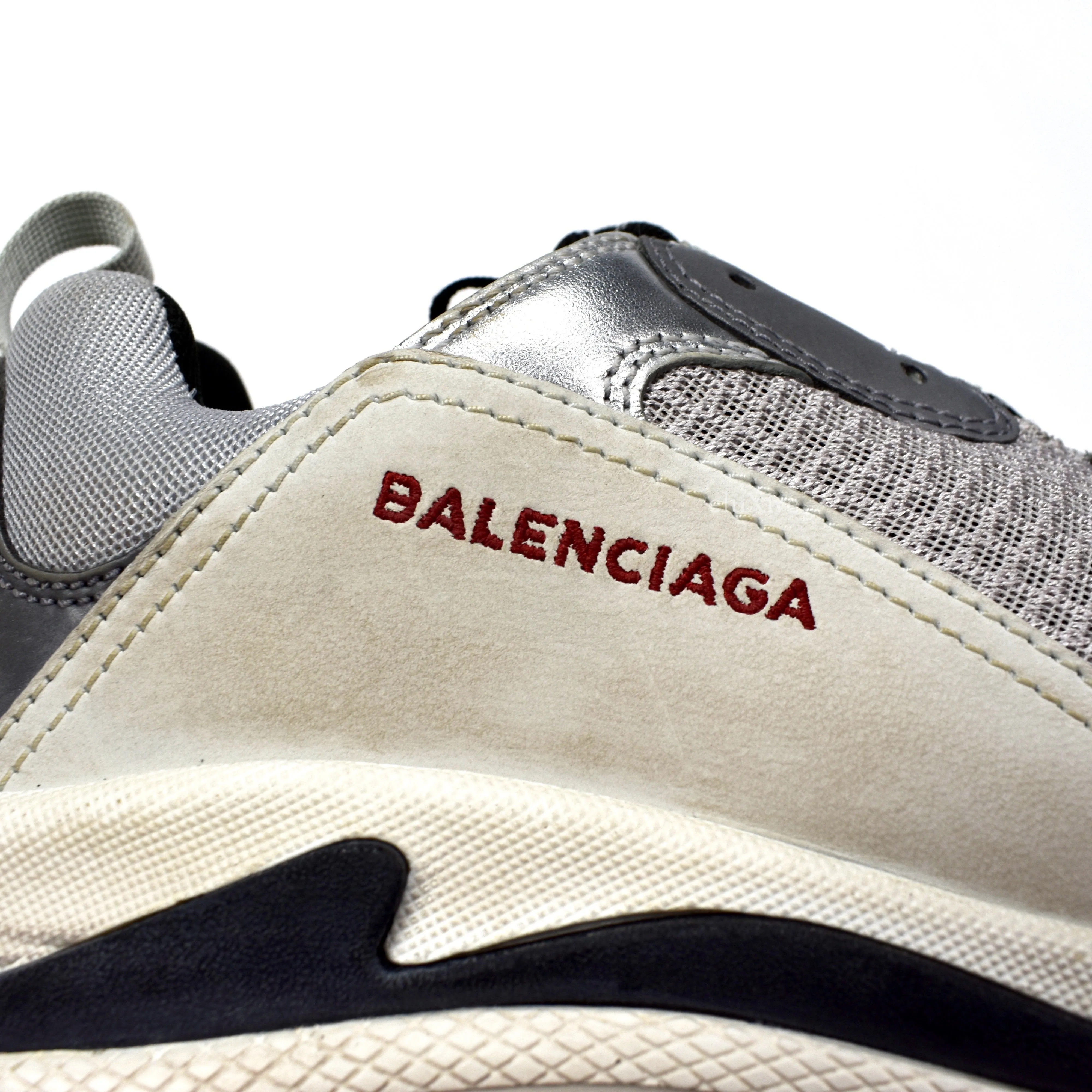 Balenciaga - SS18 Triple S Trainer (Silver/Red)