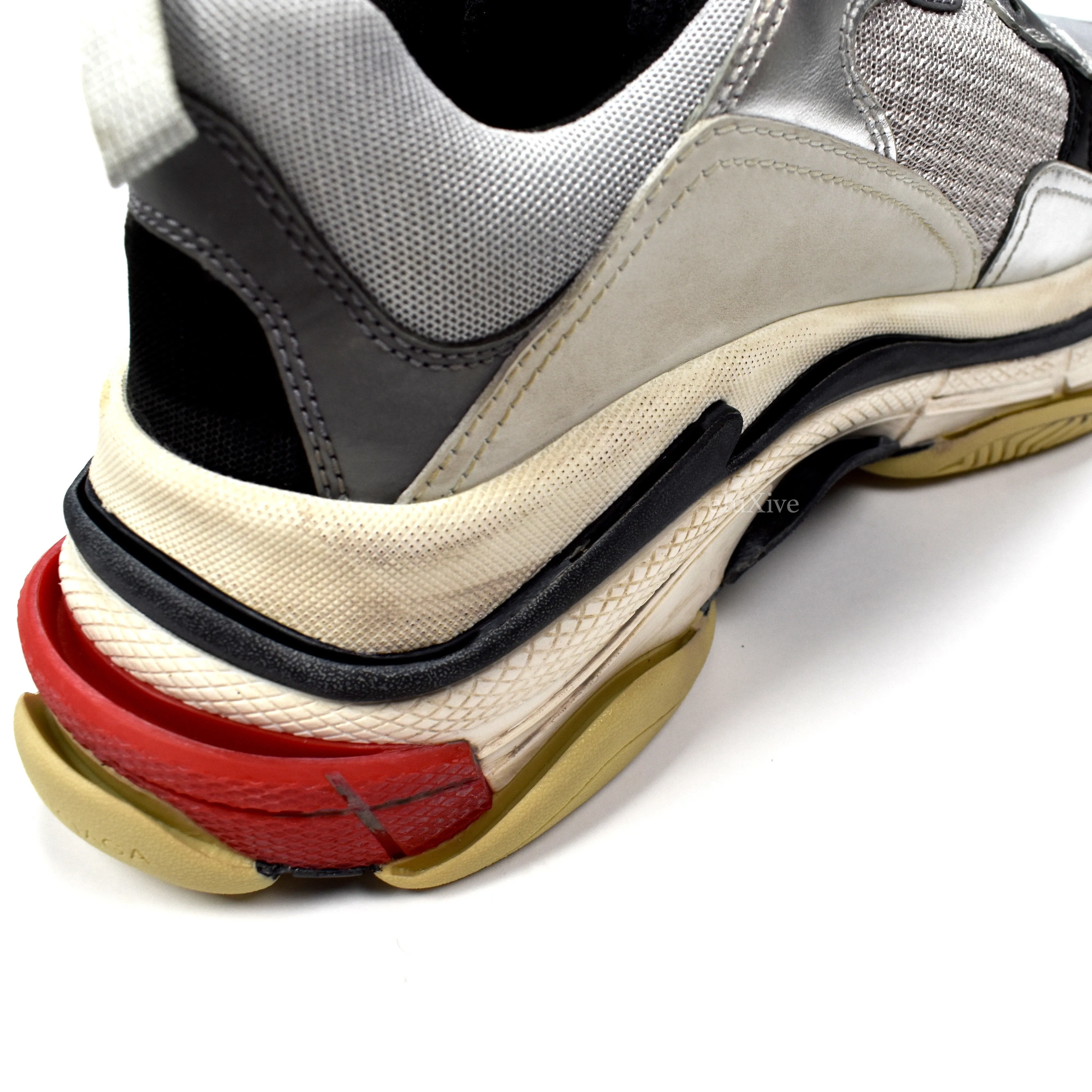 Balenciaga - SS18 Triple S Trainer (Silver/Red)