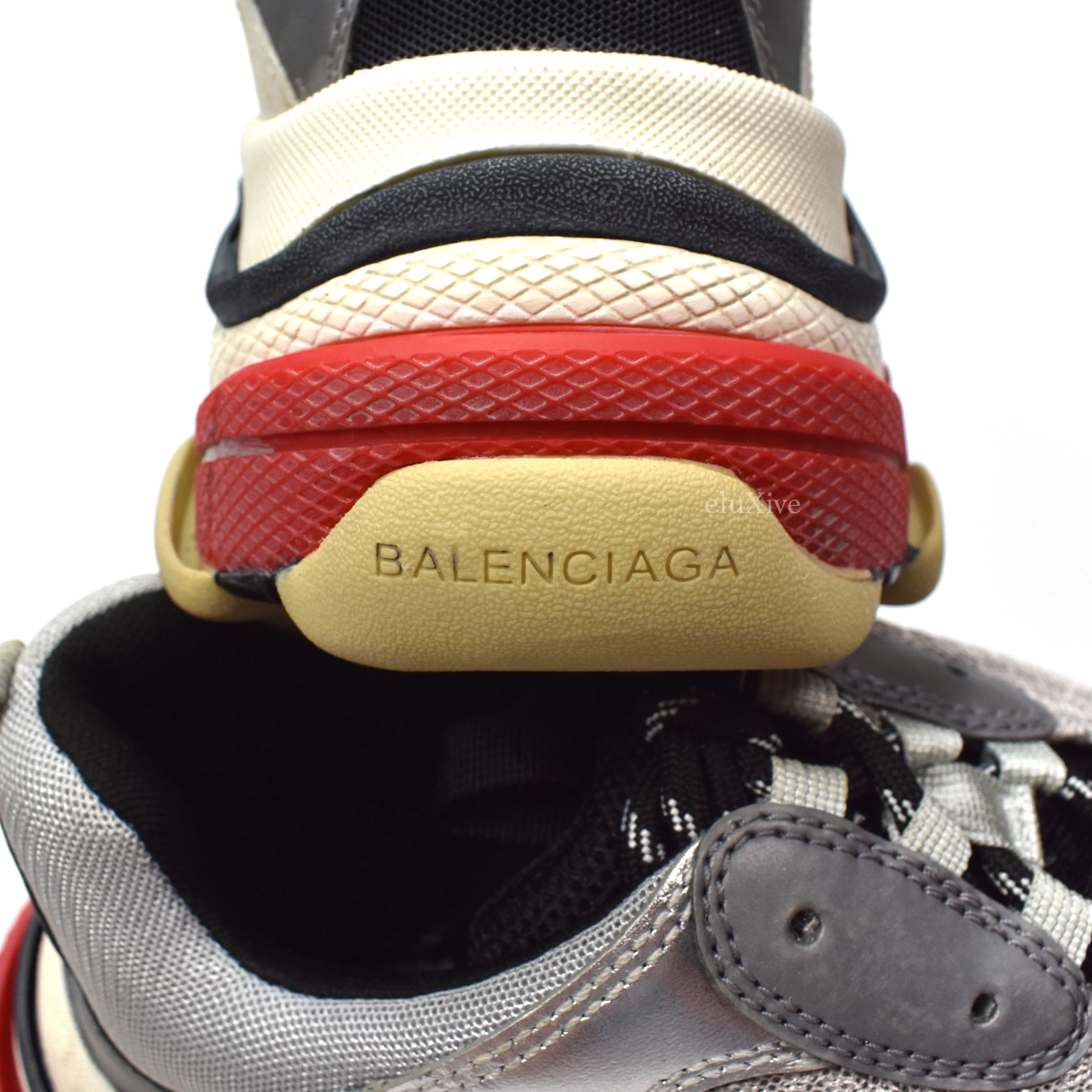 Balenciaga - SS18 Triple S Trainer (Silver/Red)