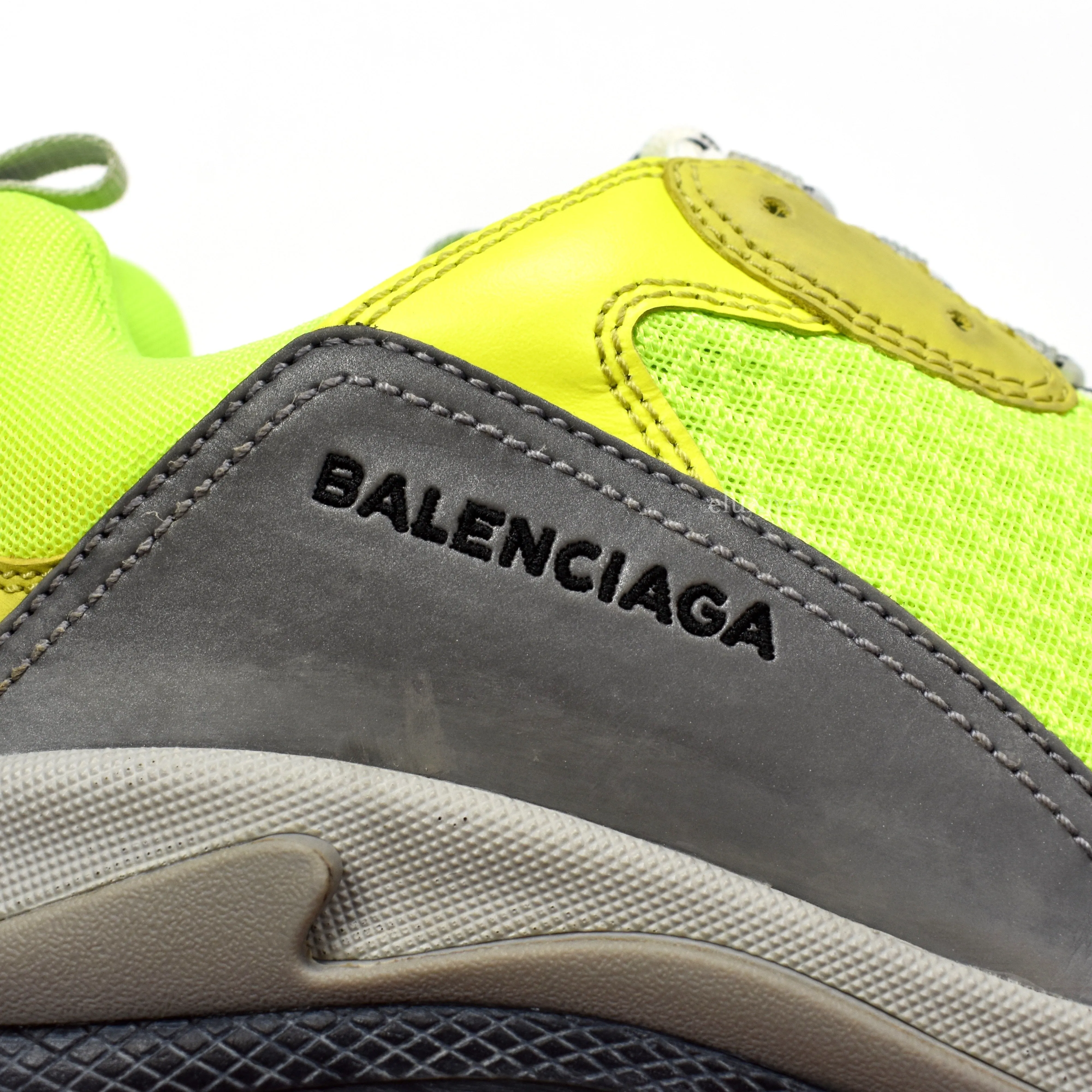 Balenciaga - Triple S Trainer (Neon)