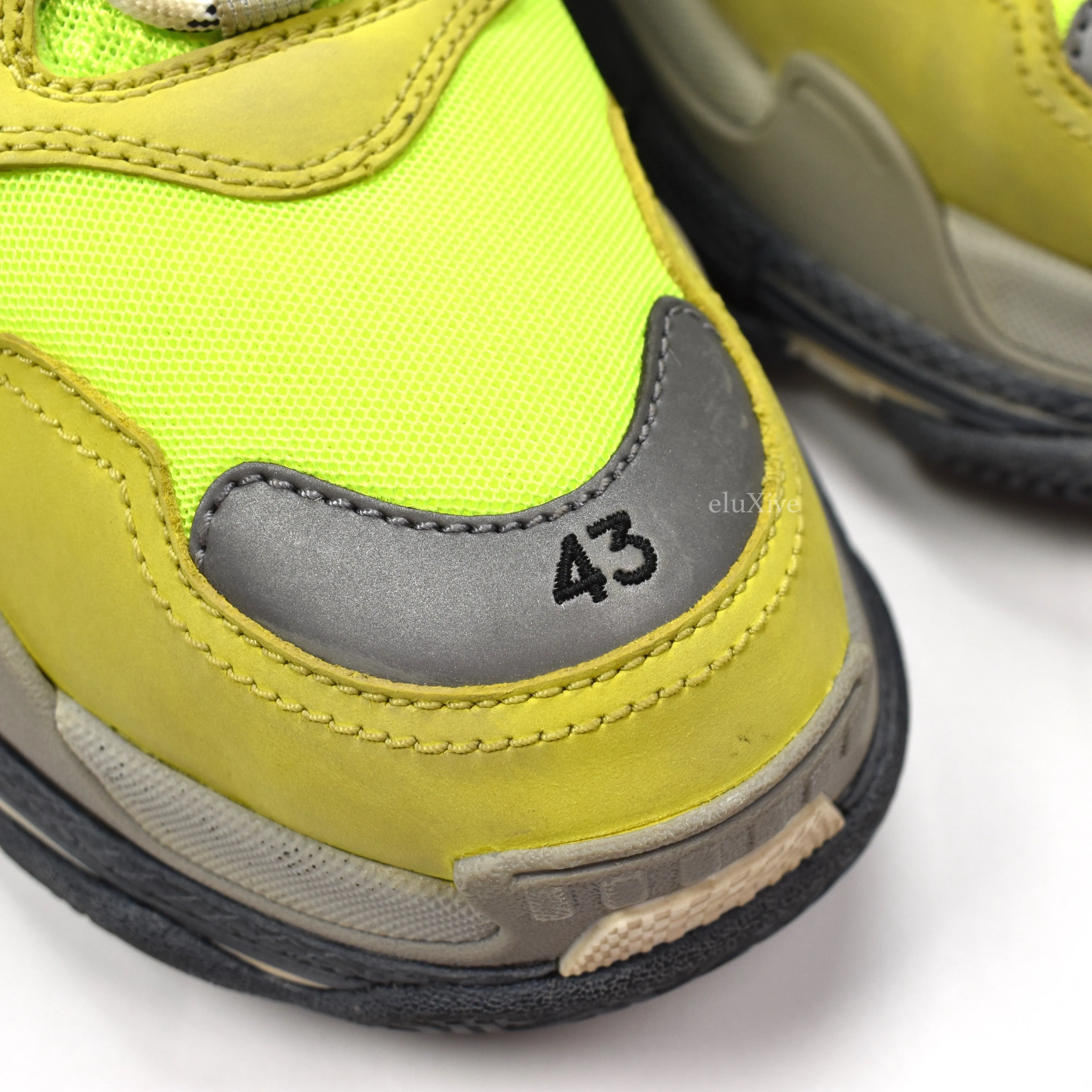 Balenciaga - Triple S Trainer (Neon)