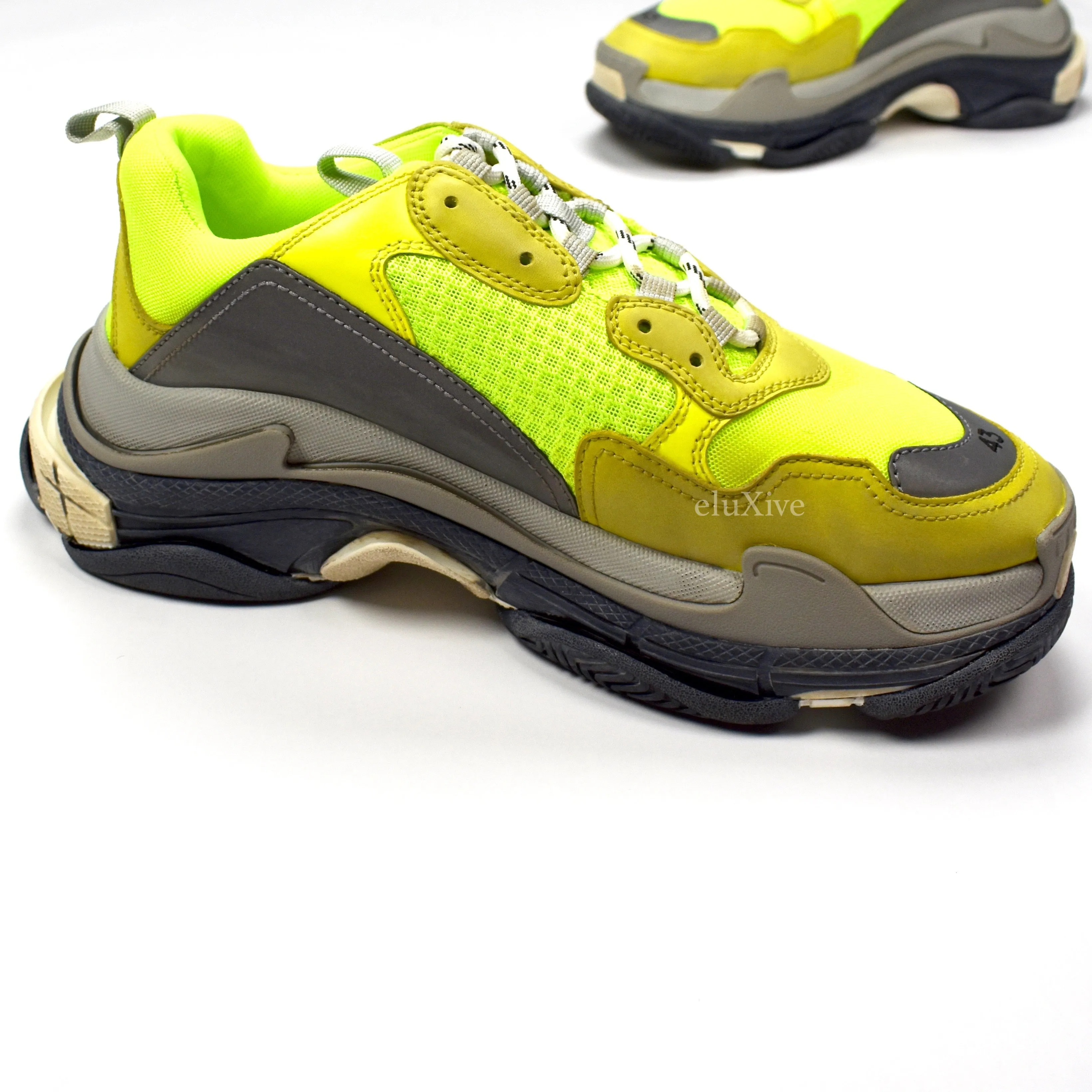 Balenciaga - Triple S Trainer (Neon)