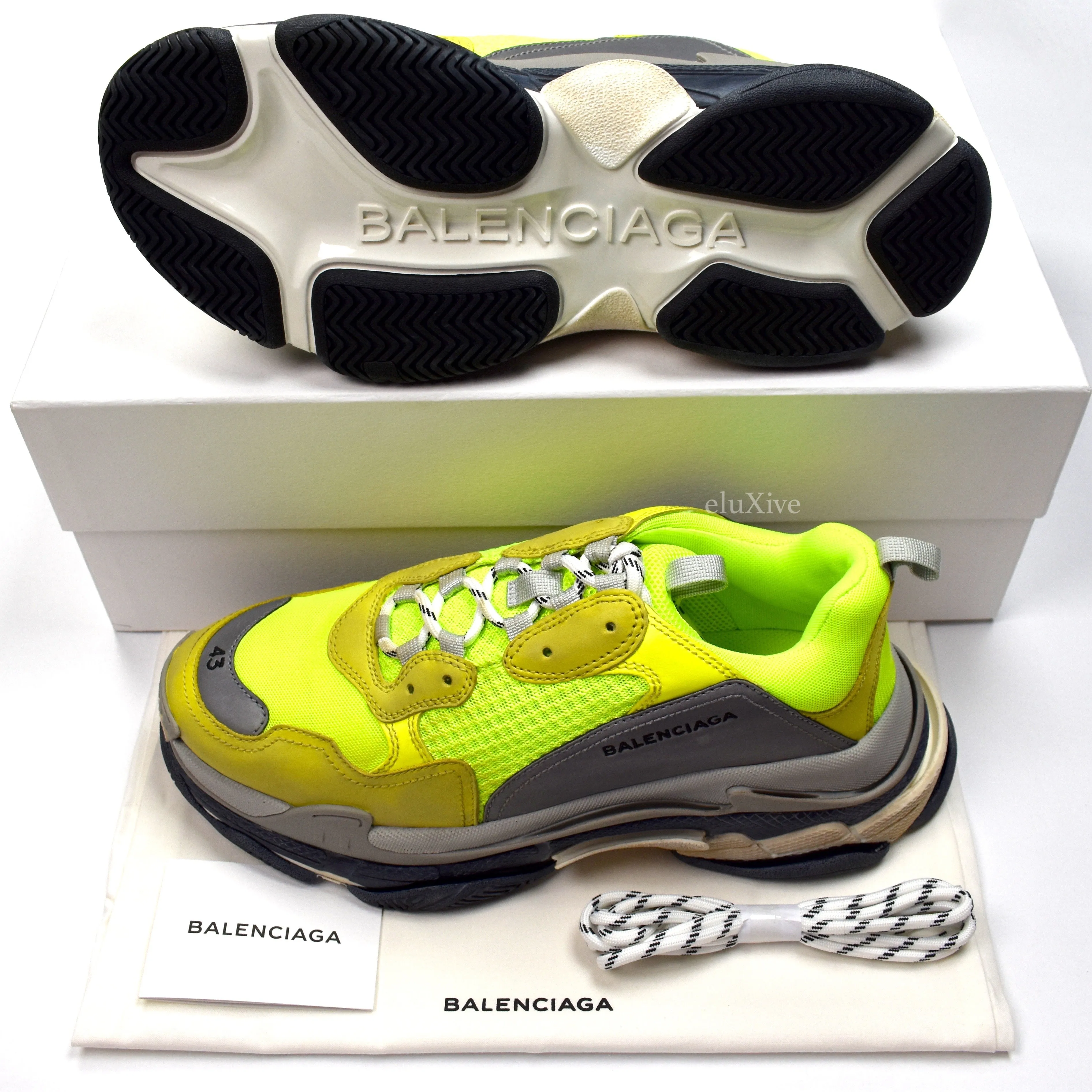 Balenciaga - Triple S Trainer (Neon)