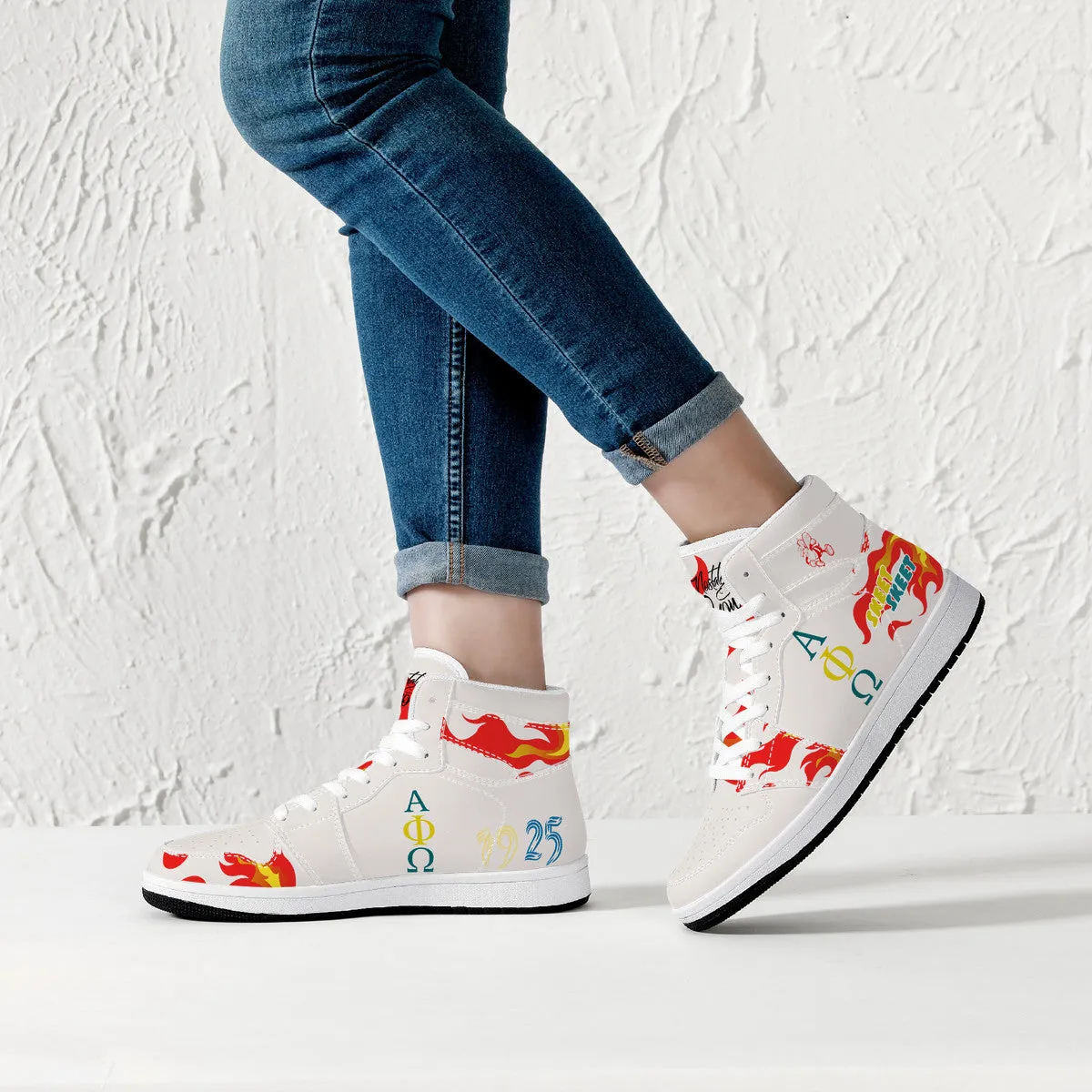Be Who You Bee🐝 APO 🔥 Leather Sneakers - White