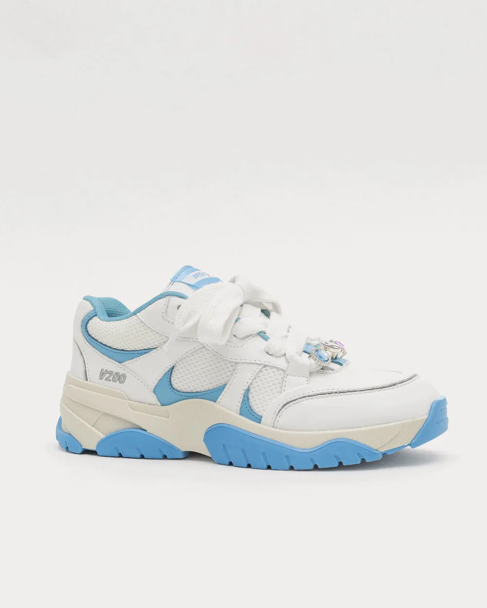 Catfish Lo White / Blue Low Top Sneakers