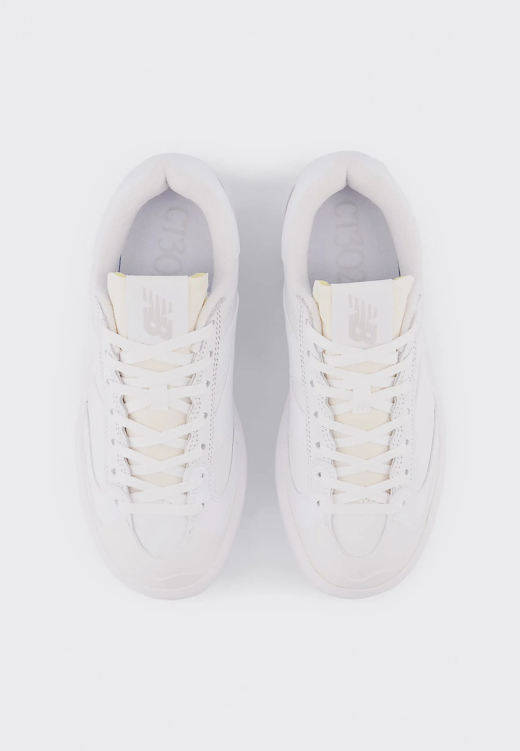 CT302LA - White