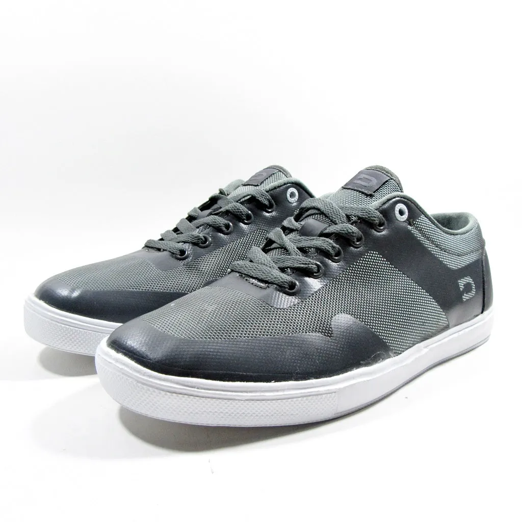 DEAKINS Fava Air Text Trainers