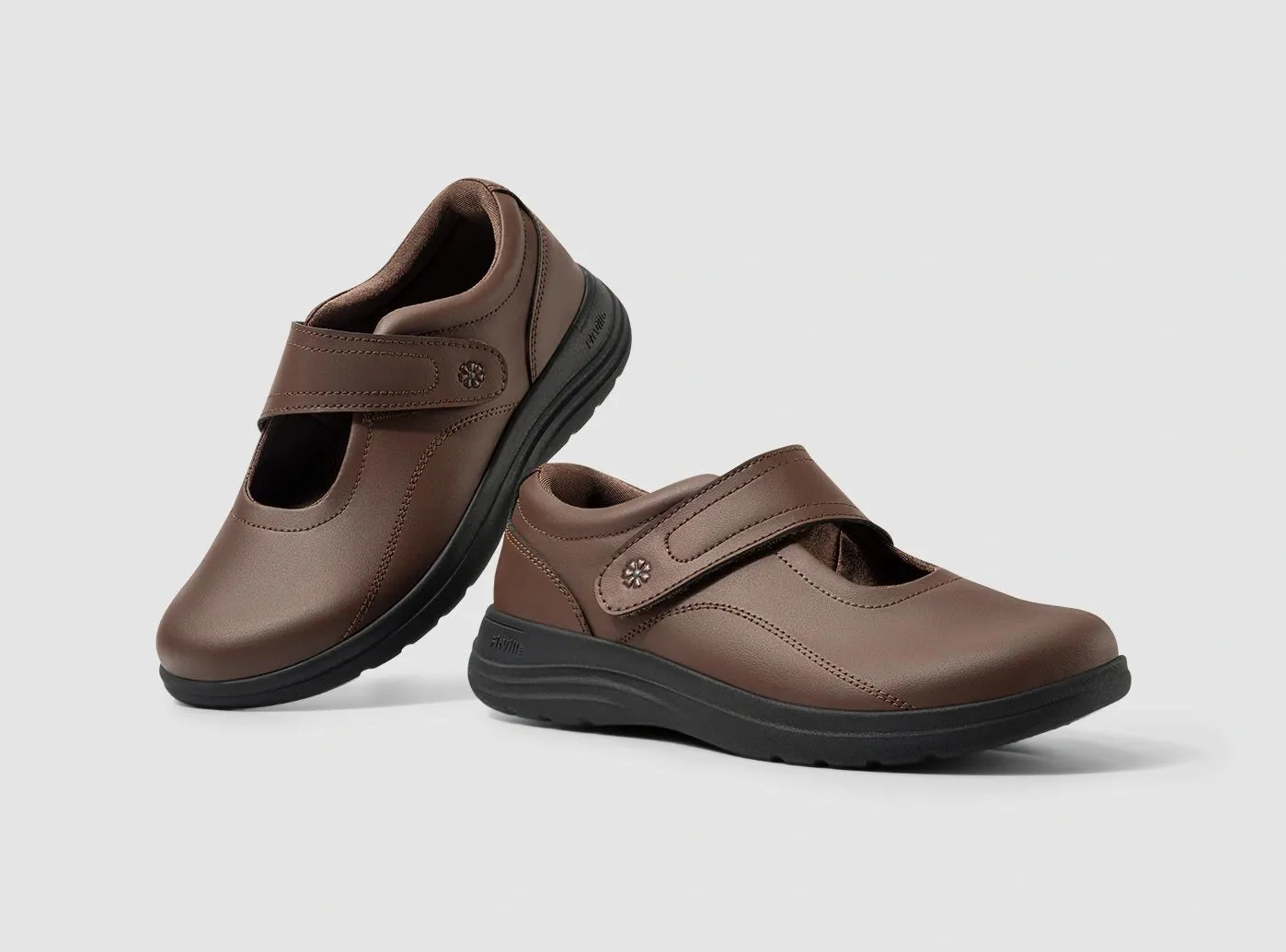 FitVille Women's BriskWalk Elite Dress Shoes V8