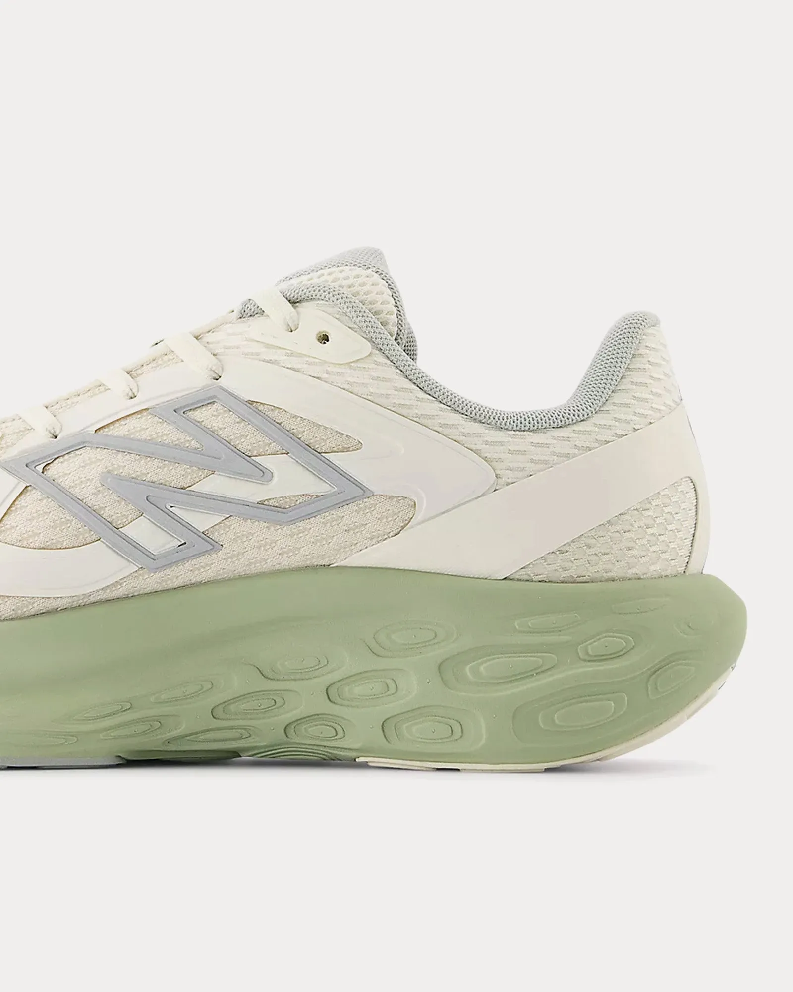 Fresh Foam Trainer Linen / Olivine Running Shoes