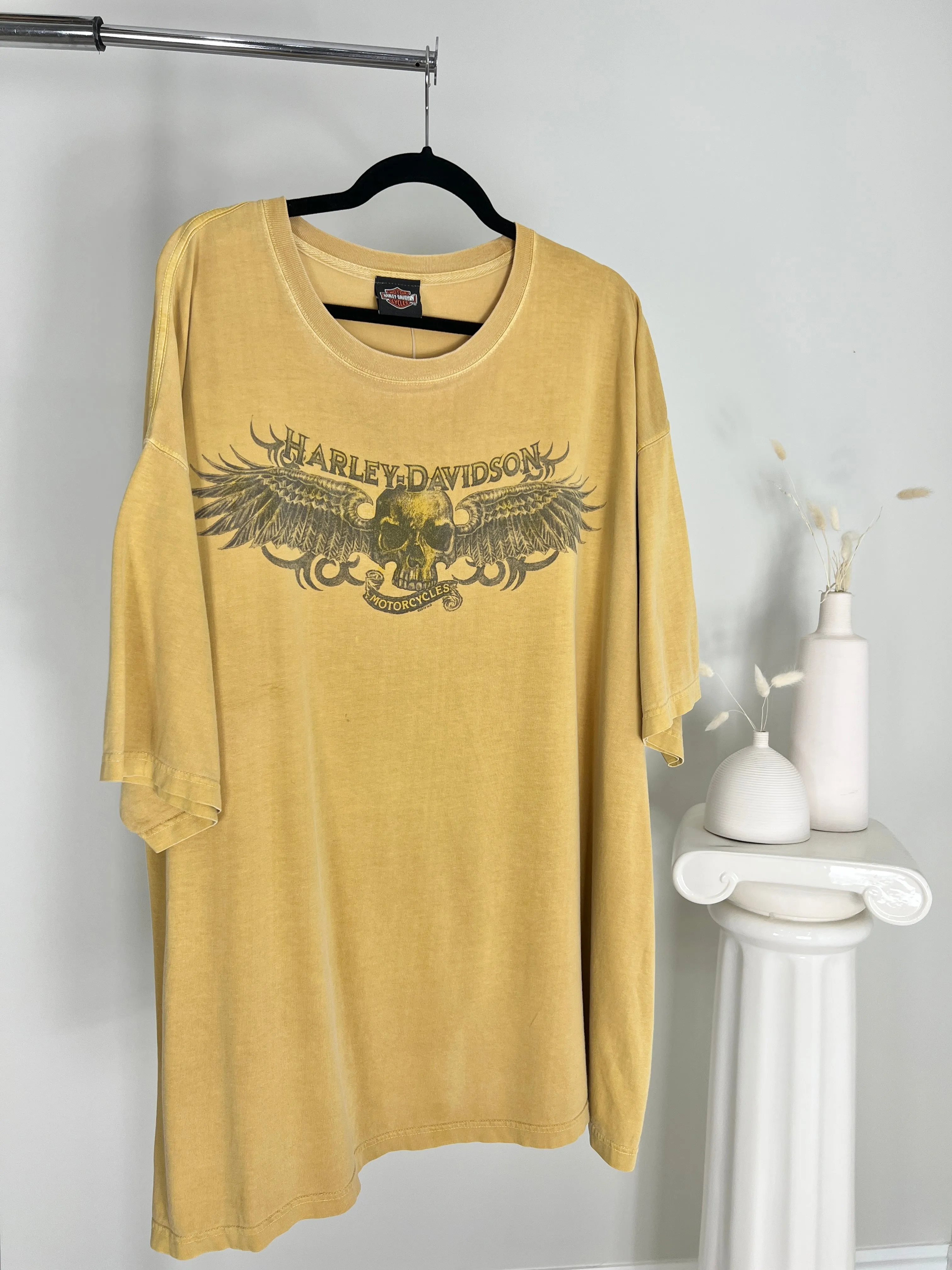 MUSTARD HARLEY DAVIDSON INDIANA SKULL T-SHIRT