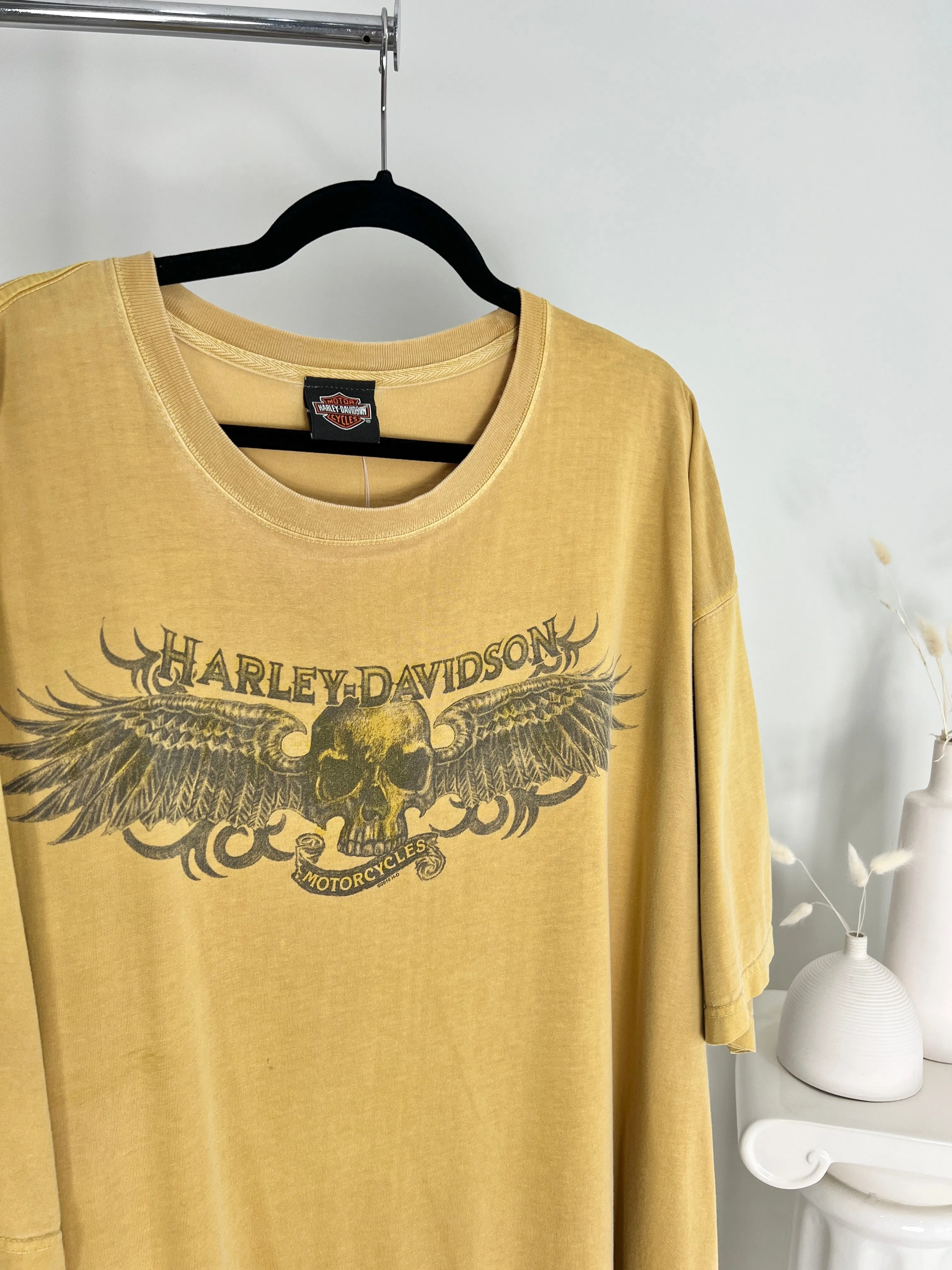 MUSTARD HARLEY DAVIDSON INDIANA SKULL T-SHIRT