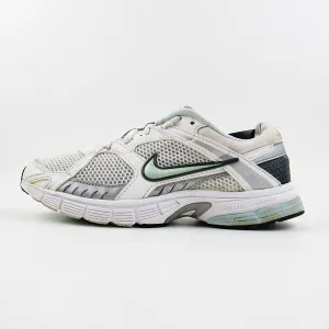 NIKE Air Cesaro