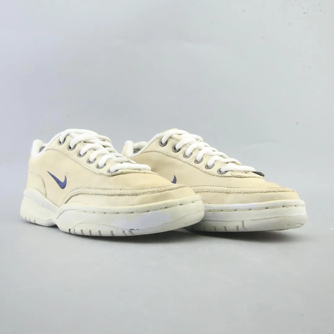NIKE AIR COURTSTER