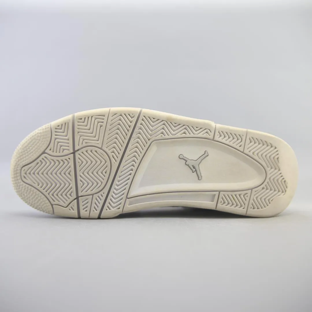 NIKE AIR JORDAN 4 RETRO