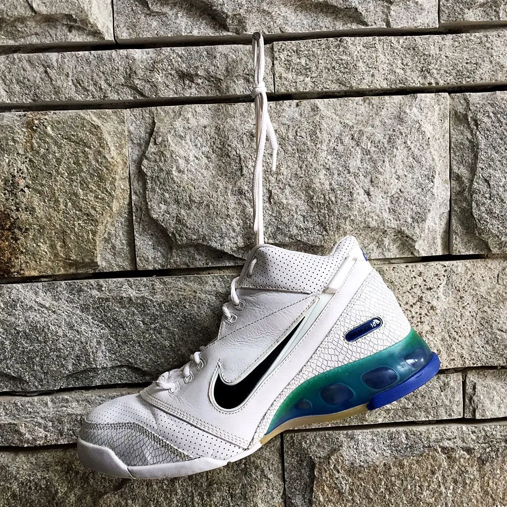 NIKE Air Max 180