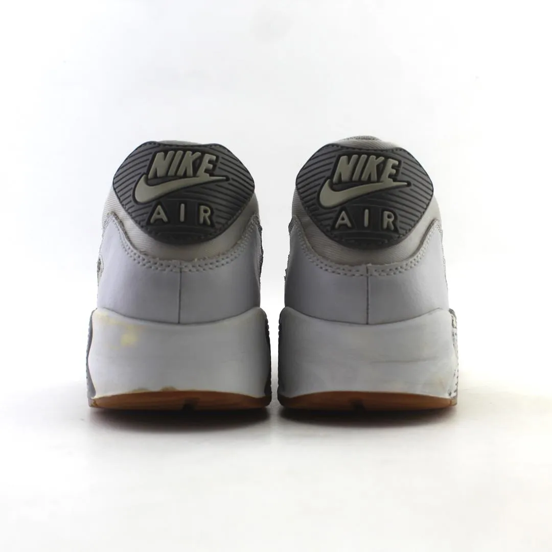NIKE AIR MAX 90 ESSENTIAL