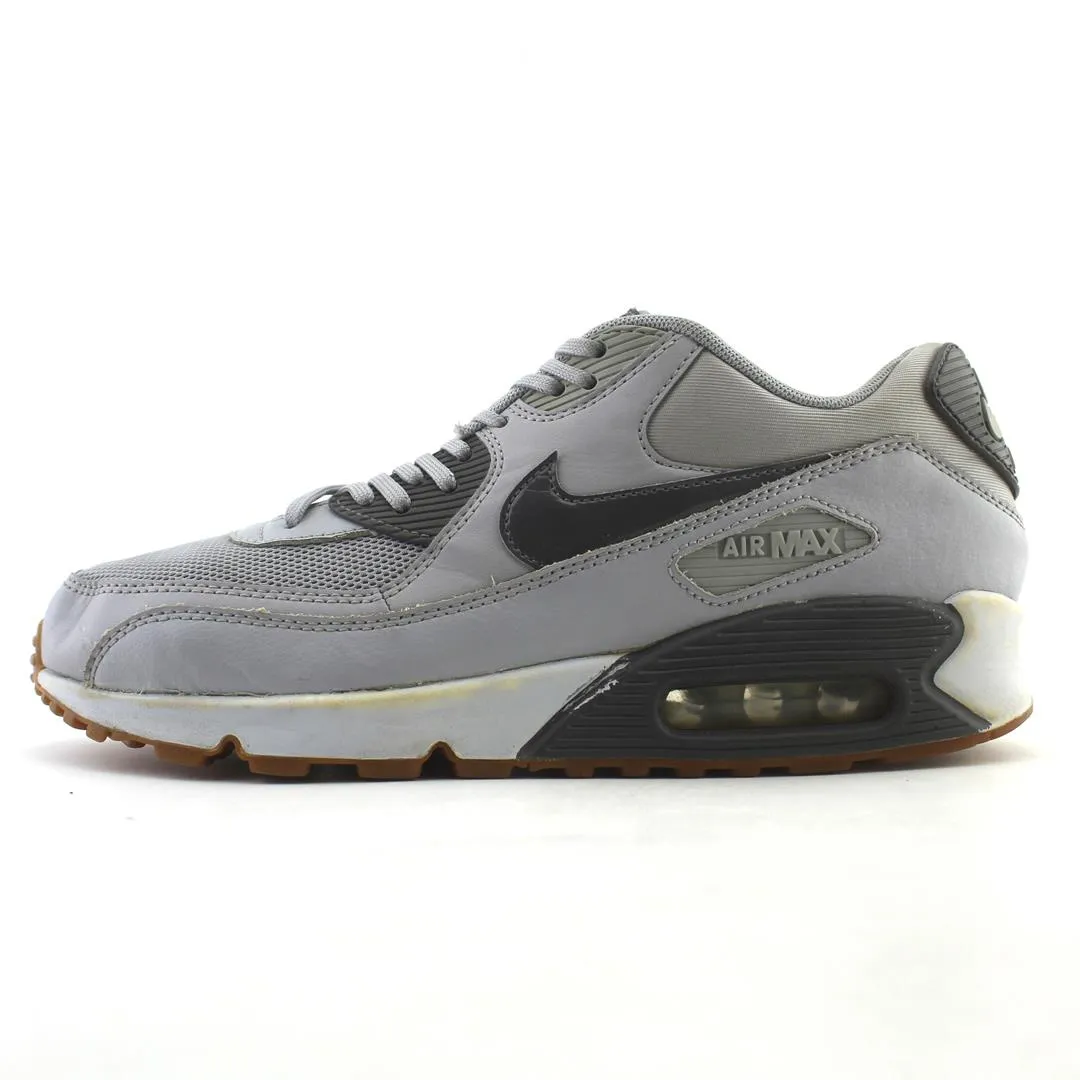 NIKE AIR MAX 90 ESSENTIAL