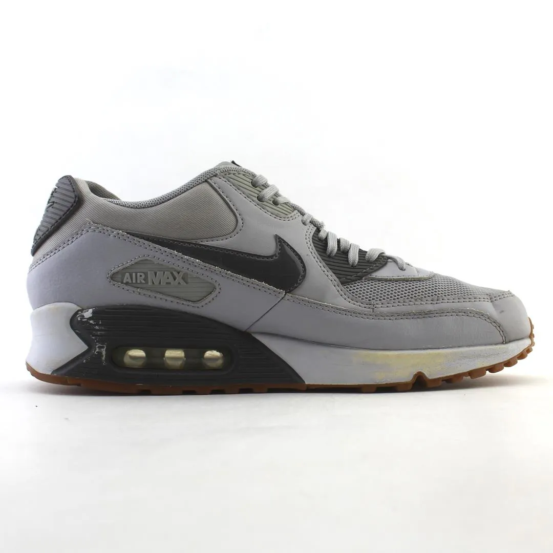 NIKE AIR MAX 90 ESSENTIAL