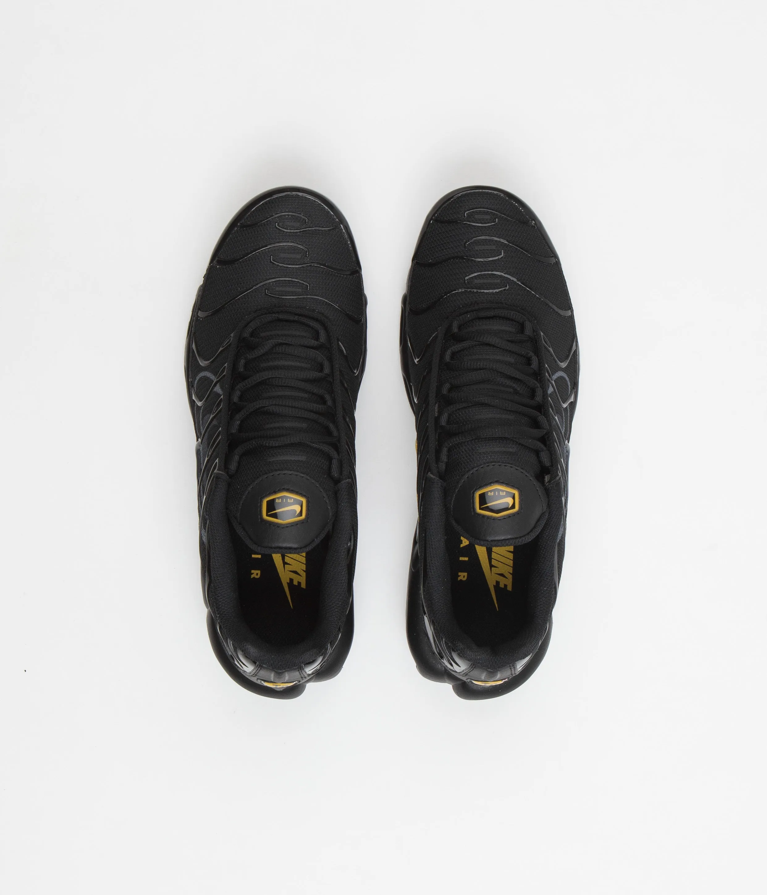 Nike Air Max Plus Shoes - Black / Dark Smoke Grey - Smoke Grey