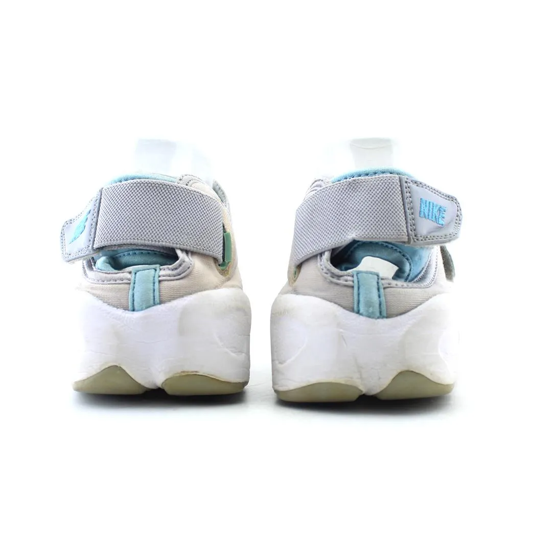 NIKE  AIR RIFT