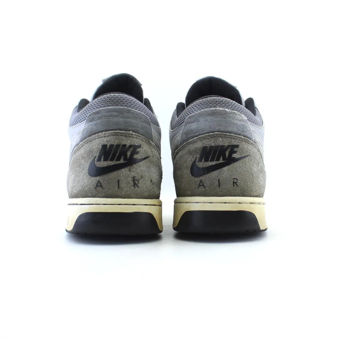 NIKE AIR STEPBACK