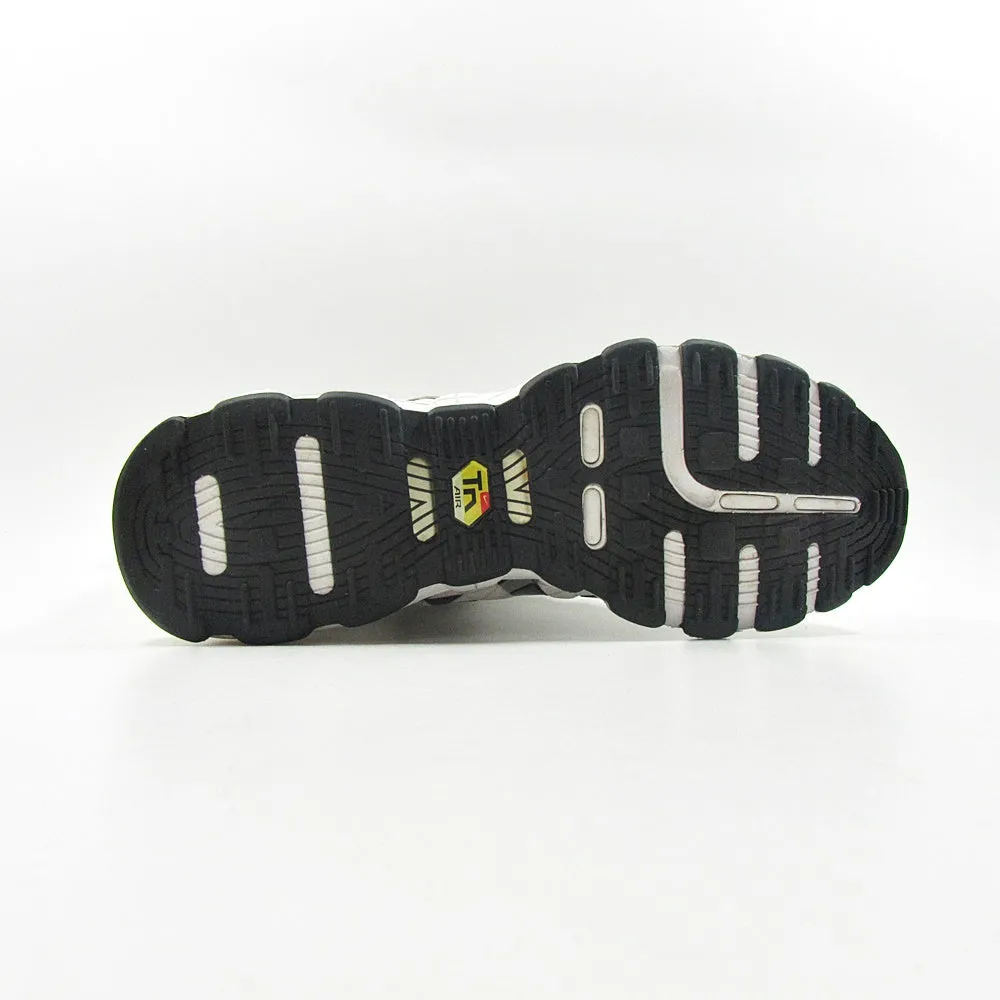 NIKE Tuned Air