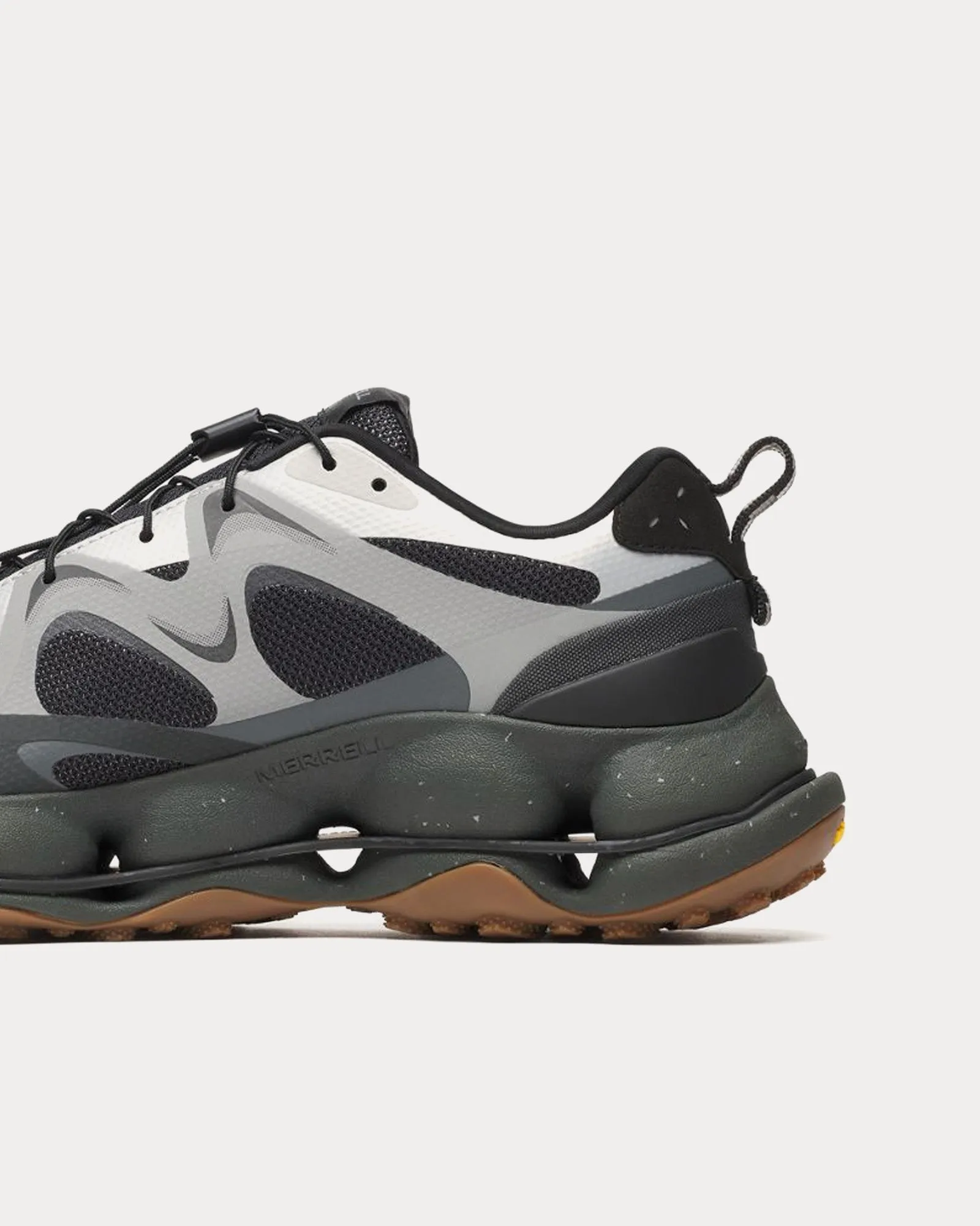 SpeedARC Matis Black / Graphite Low Top Sneakers
