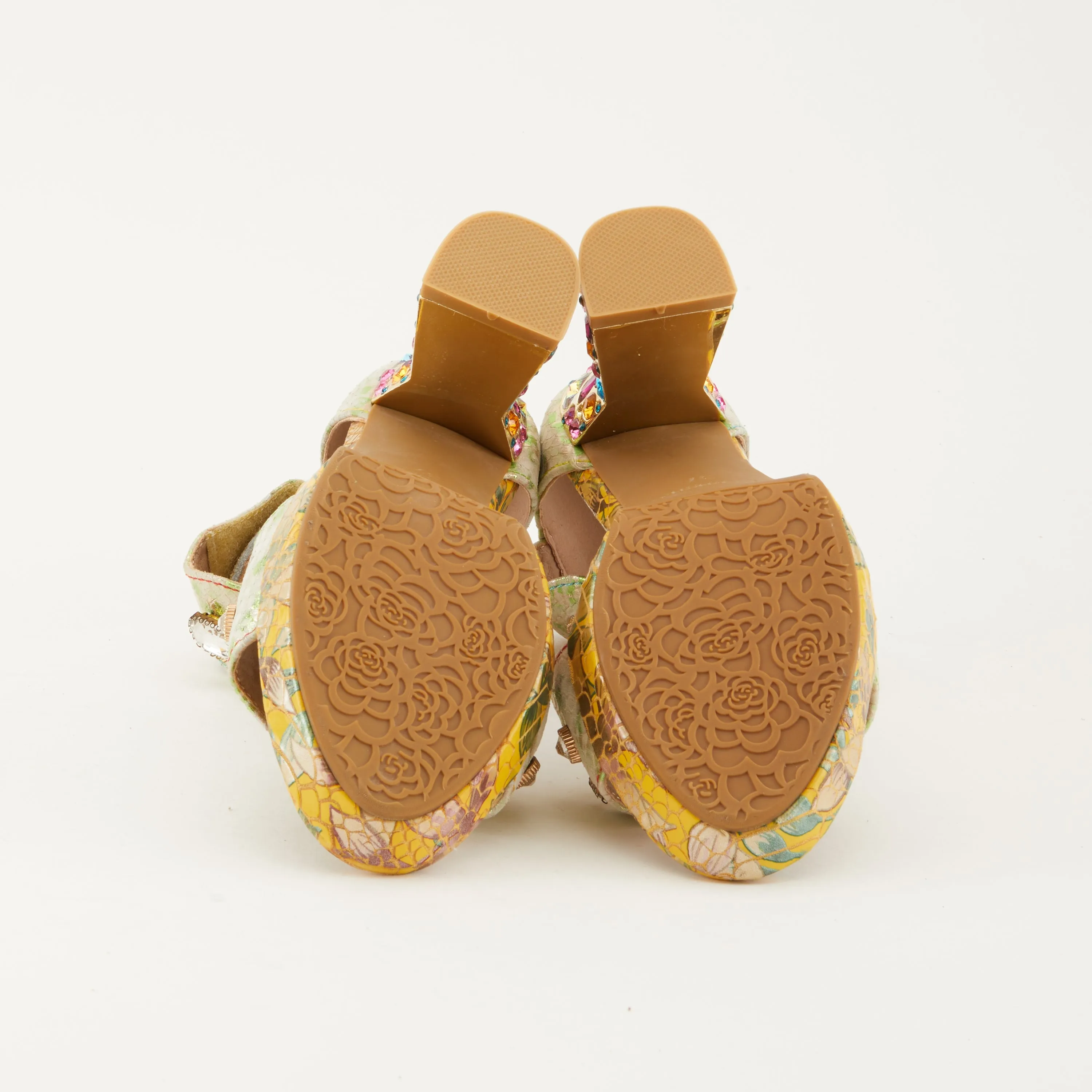 Spring Step Shoes  L'Artiste Jewell Closed Back Sandals Women's Leather