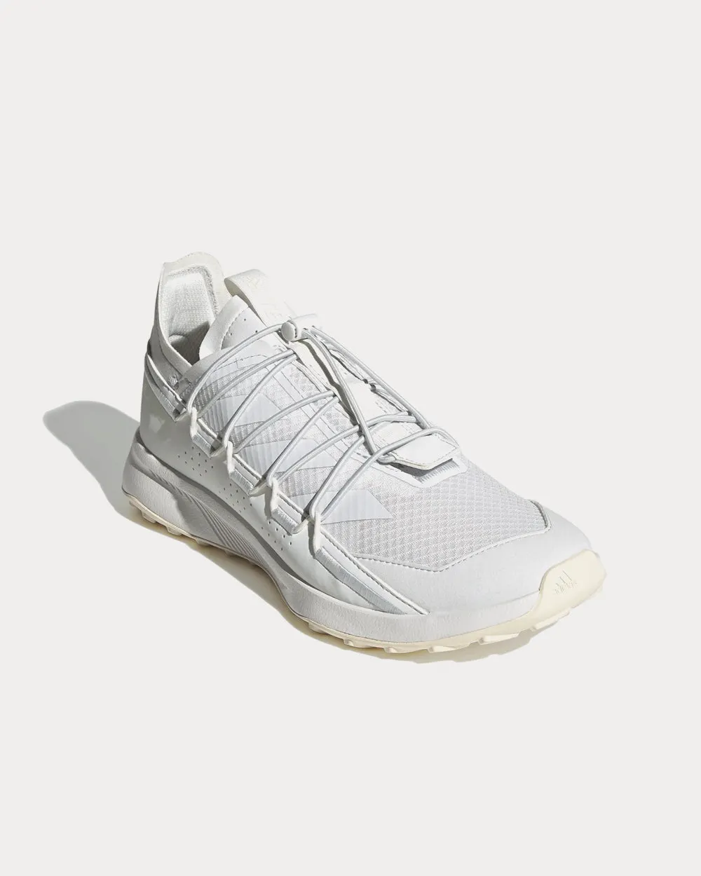 Terrex Voyager 21 Crystal White / Chalk White Low Top Sneakers