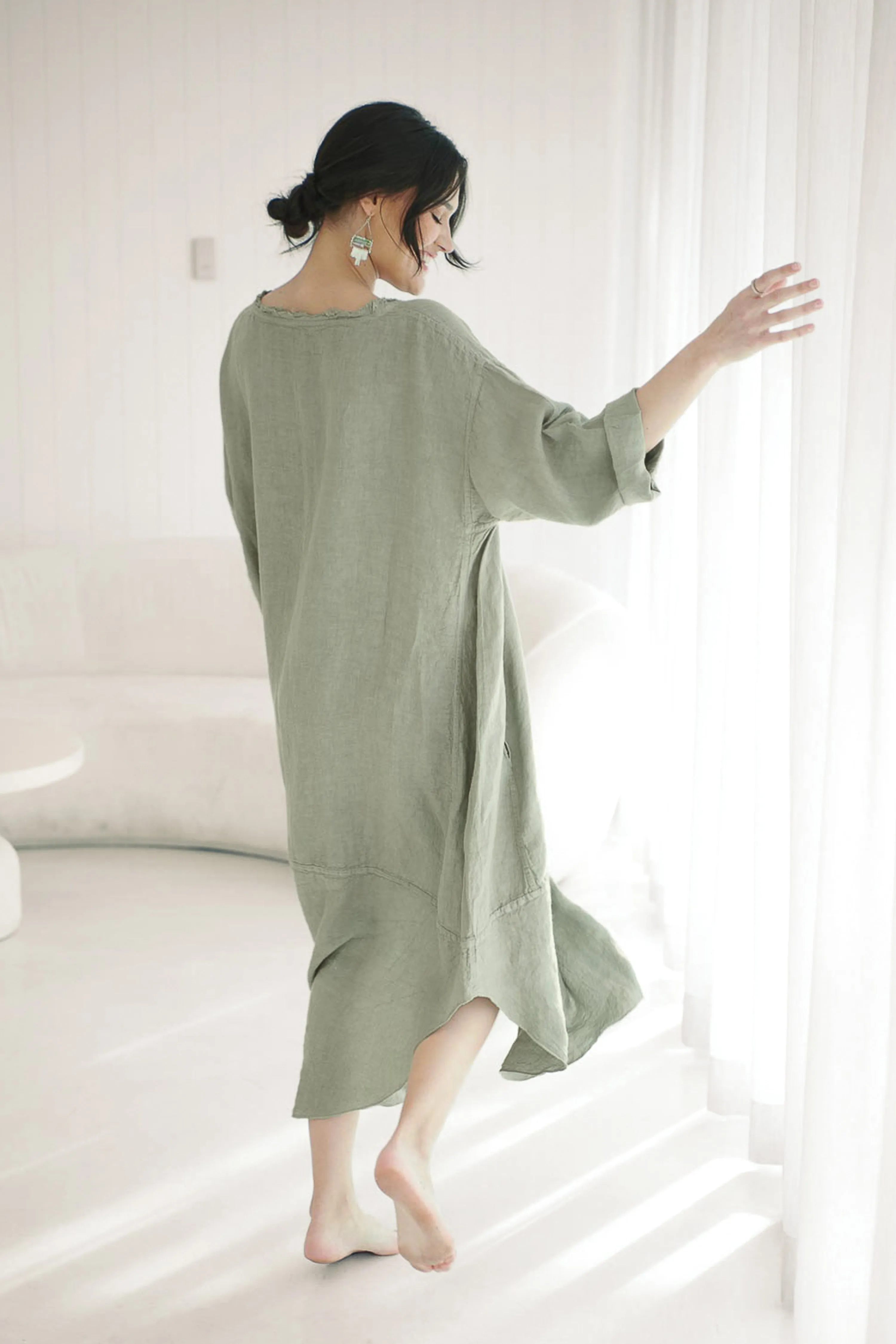 The Malle Linen Dress - Pistachio