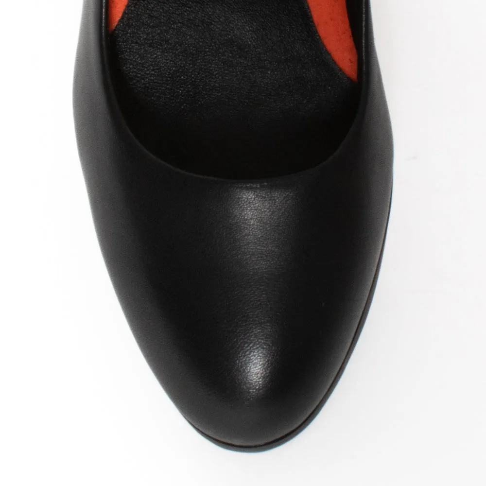 The Tall Pump Black