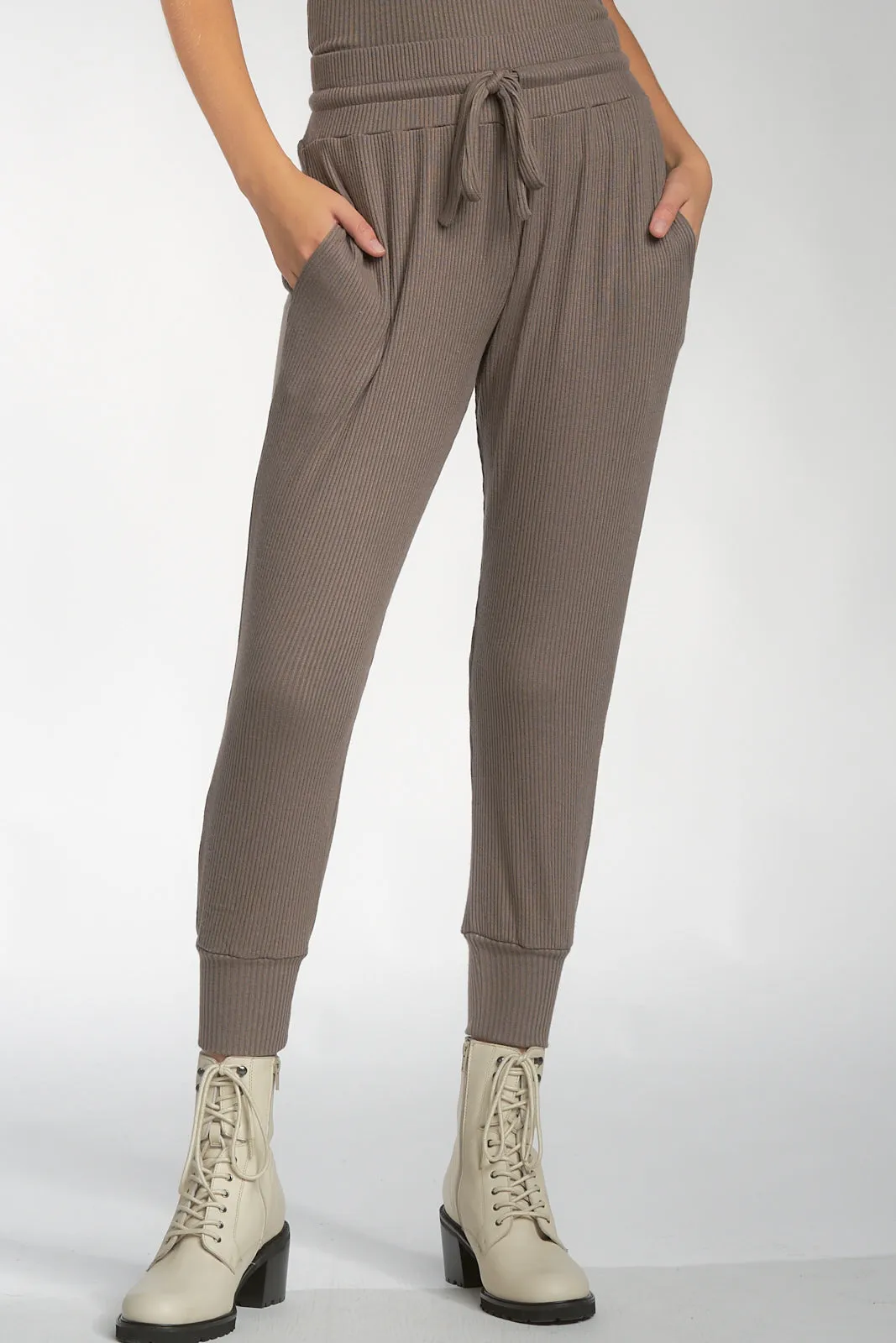 Thin Ribbed Jogger Pants
