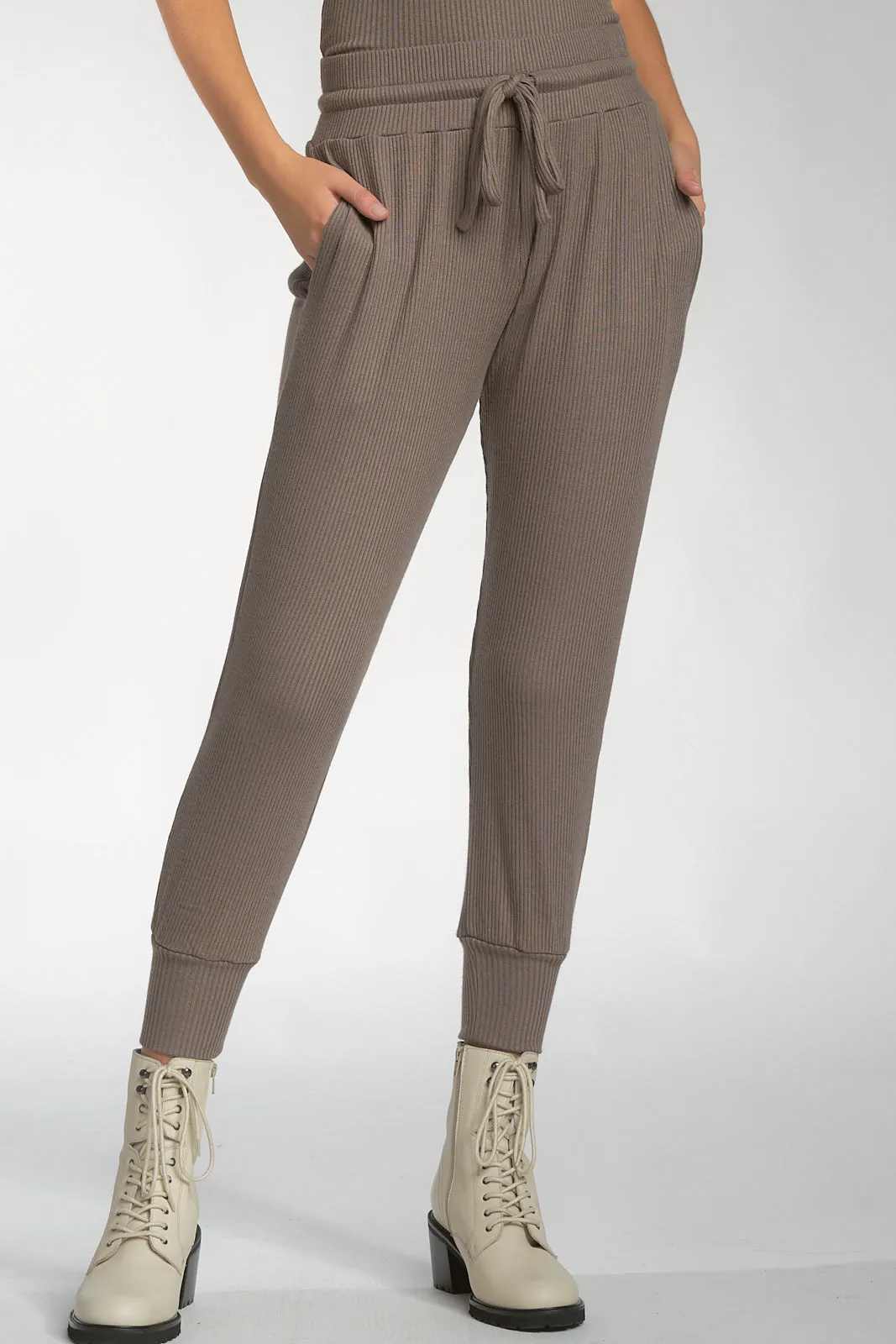 Thin Ribbed Jogger Pants